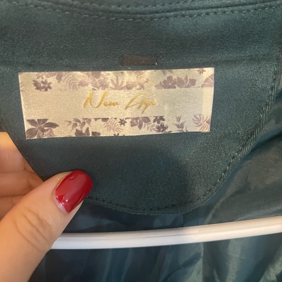 Jacket - Picture 2 of 7